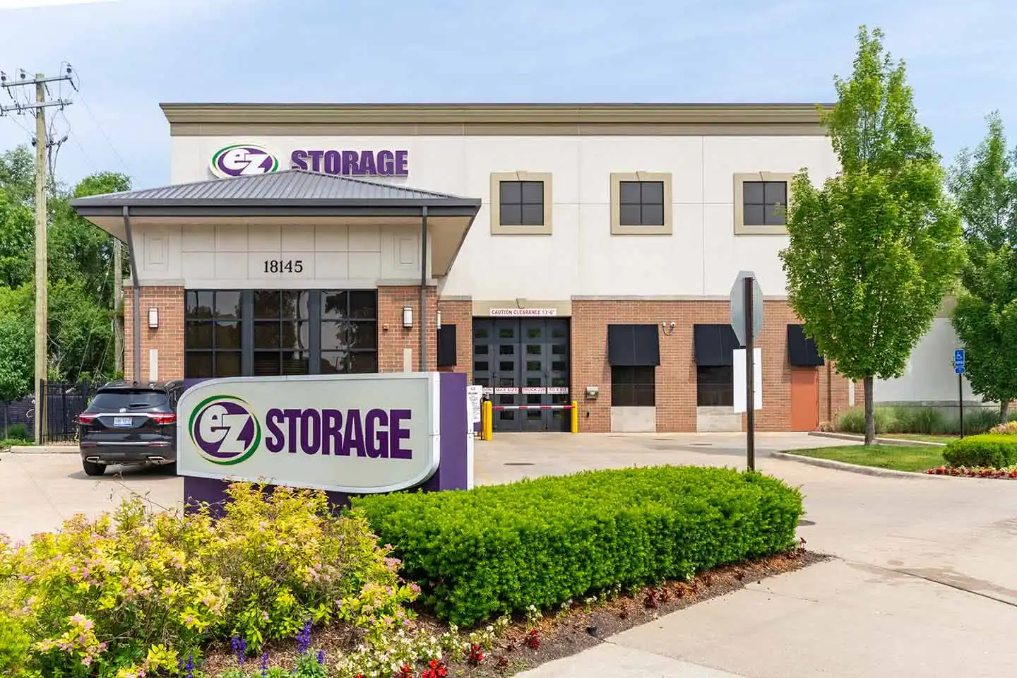 Exterior view of EZ Storage facility at Detroit, MI