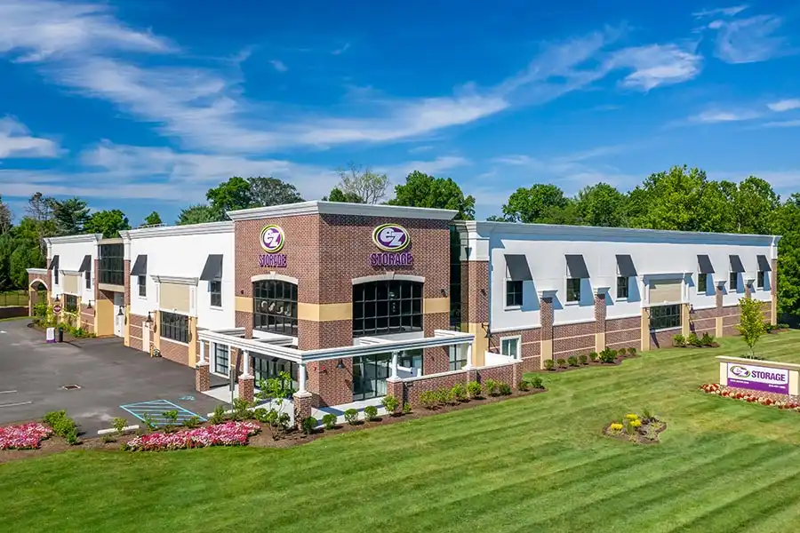 Exterior of Warminster, PA EZ Storage location